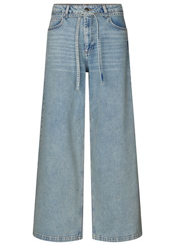 Modström - Jeans - IsoldeMD Solid Pants - Blue beige wash